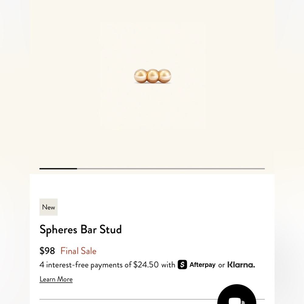 mejuri Elegant Pearl Stud Earrings